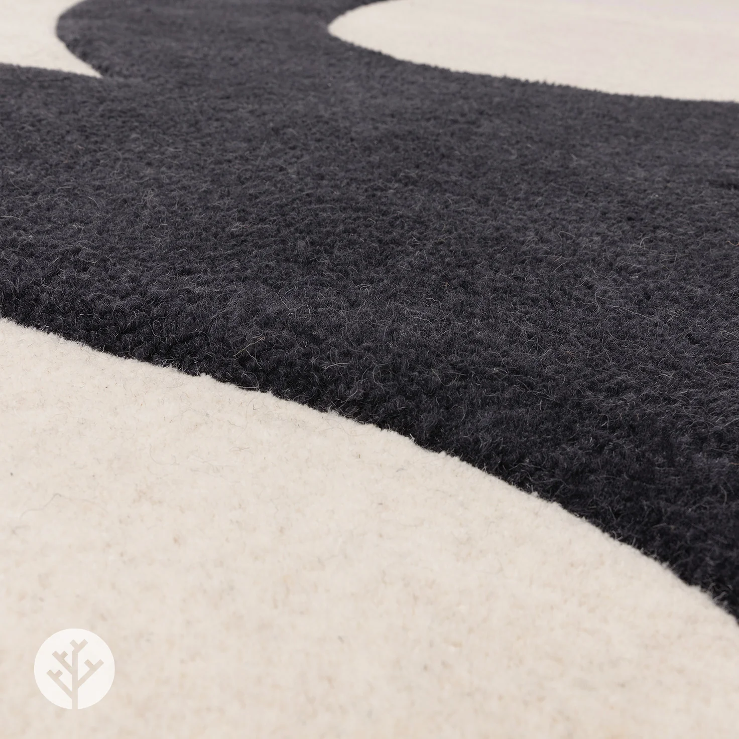 Abstract Black Balance Luxury Rug | WVH® - Image 3