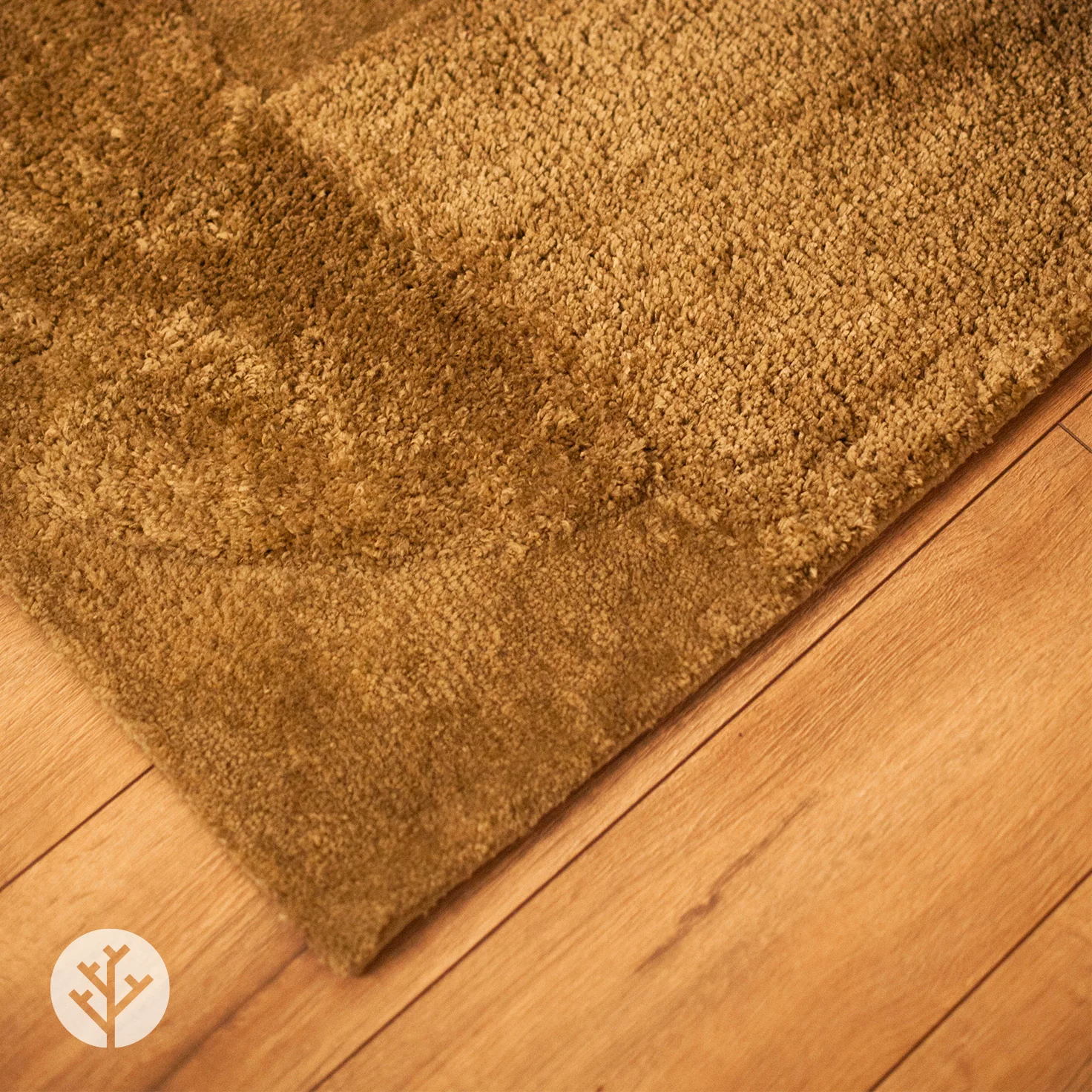 Curvva Green Luxury Rug | WVH® - Image 10
