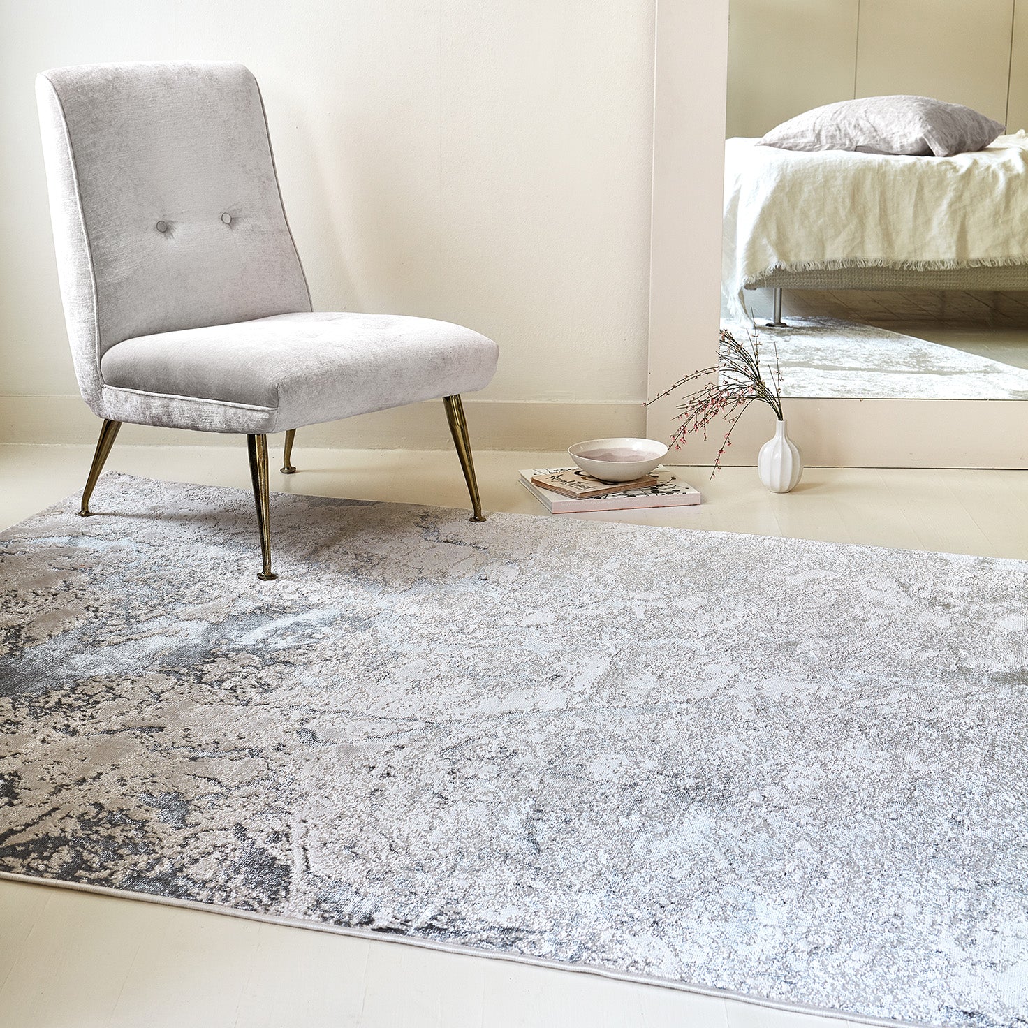 Marble Silver Solar Luxury Rug | WVH®