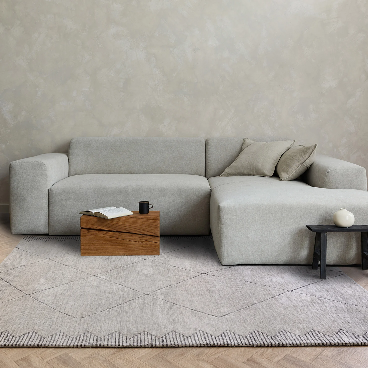 Shape Grey Diamond Luxury Rug | WVH®