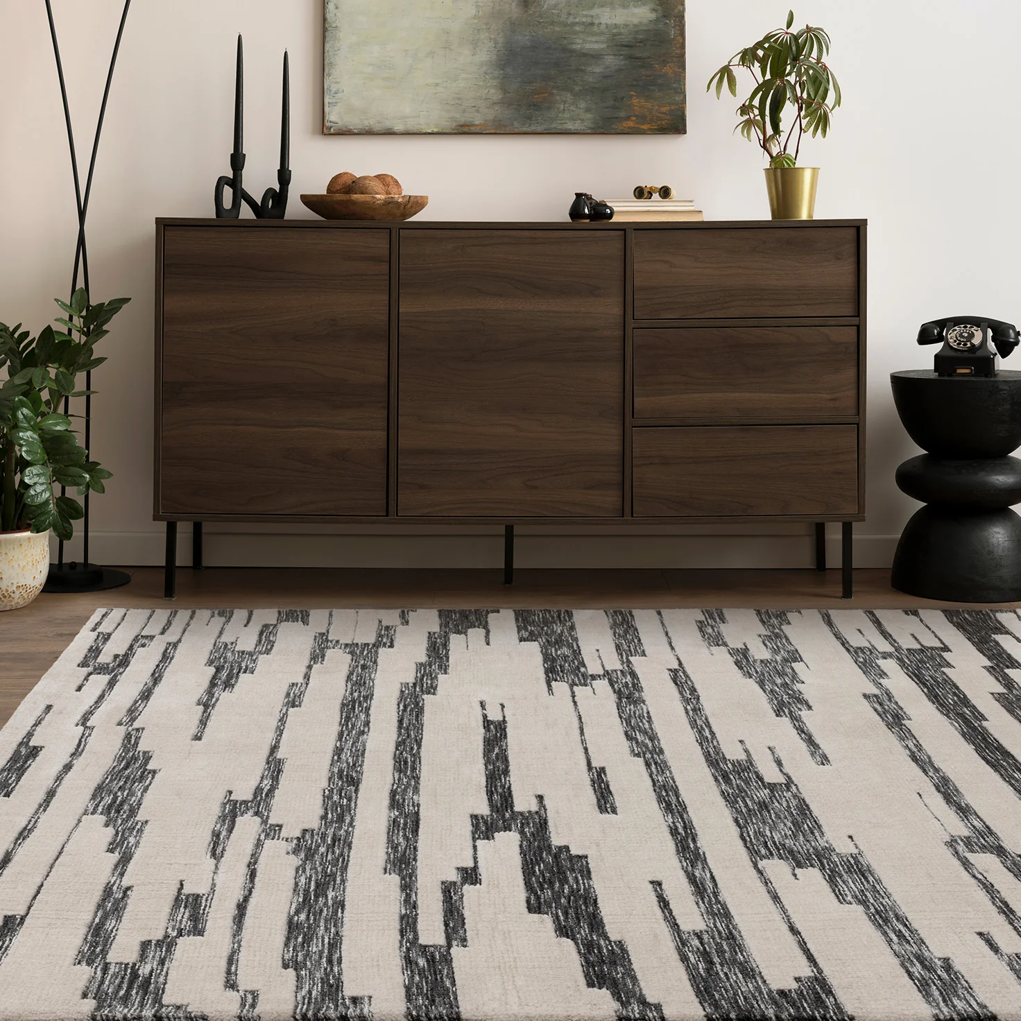 Shape Monochrome Ikat Luxury Rug | WVH®