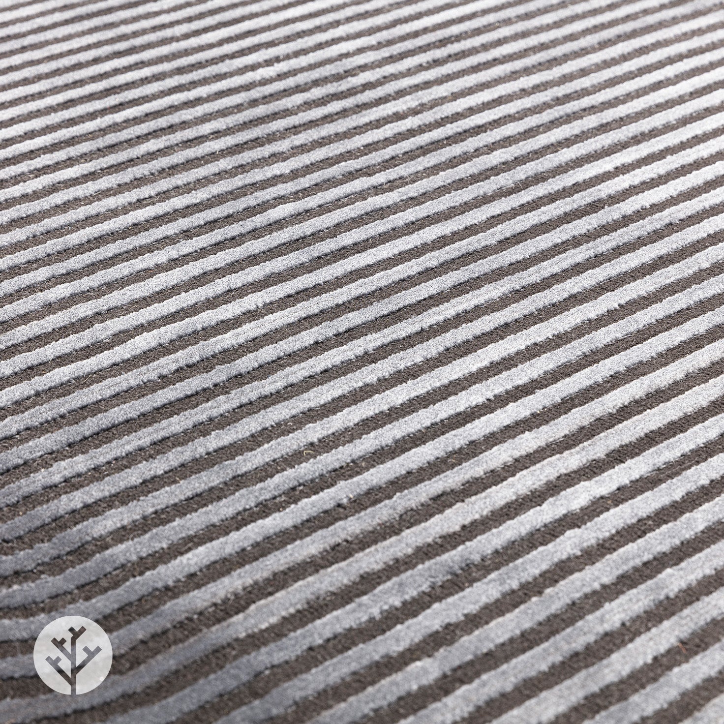 Urban Shape Black and Charcoal Luxury Rug | WVH® - Image 3