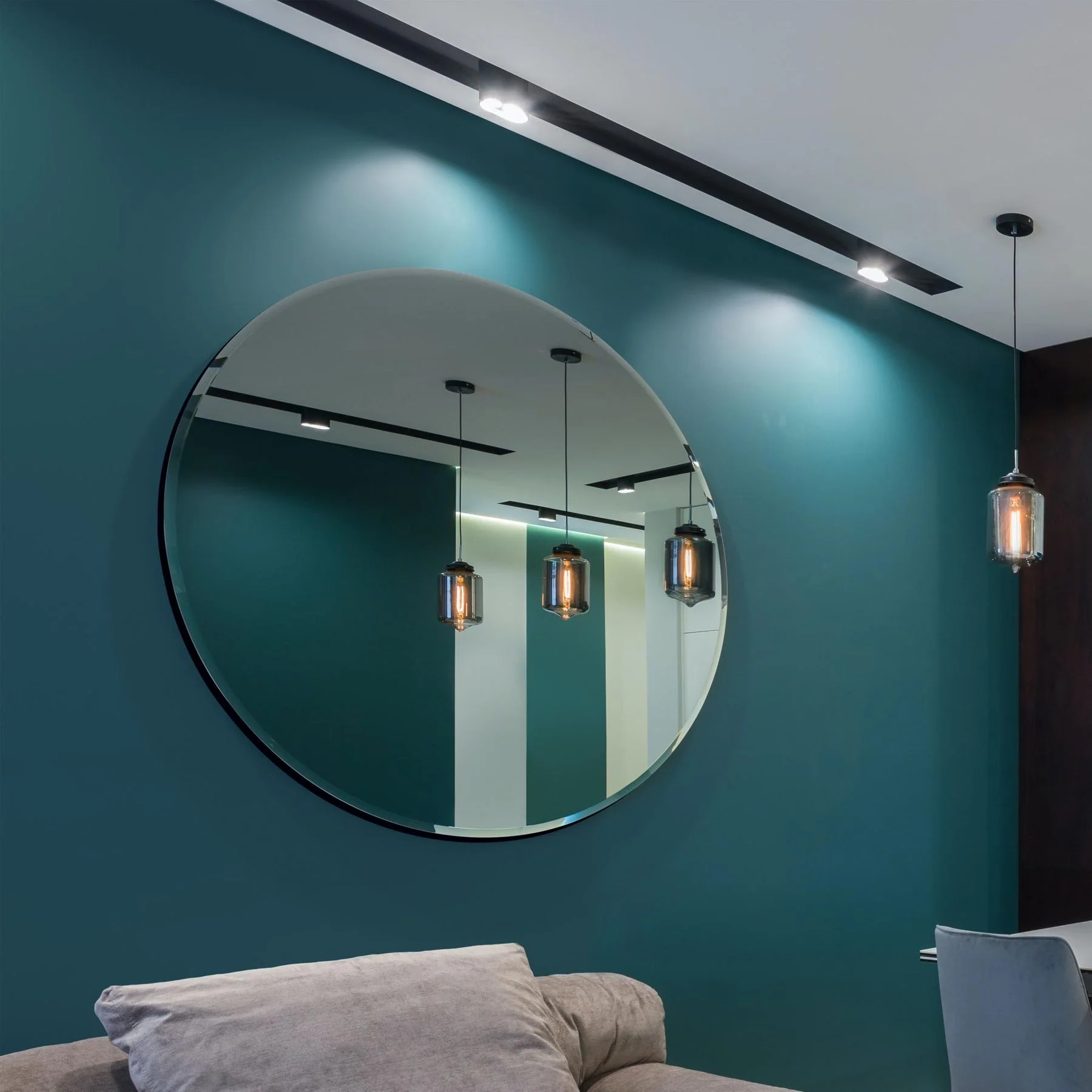WVH® | The Frameless Round | Wall-Mountable Mirrors - Image 4