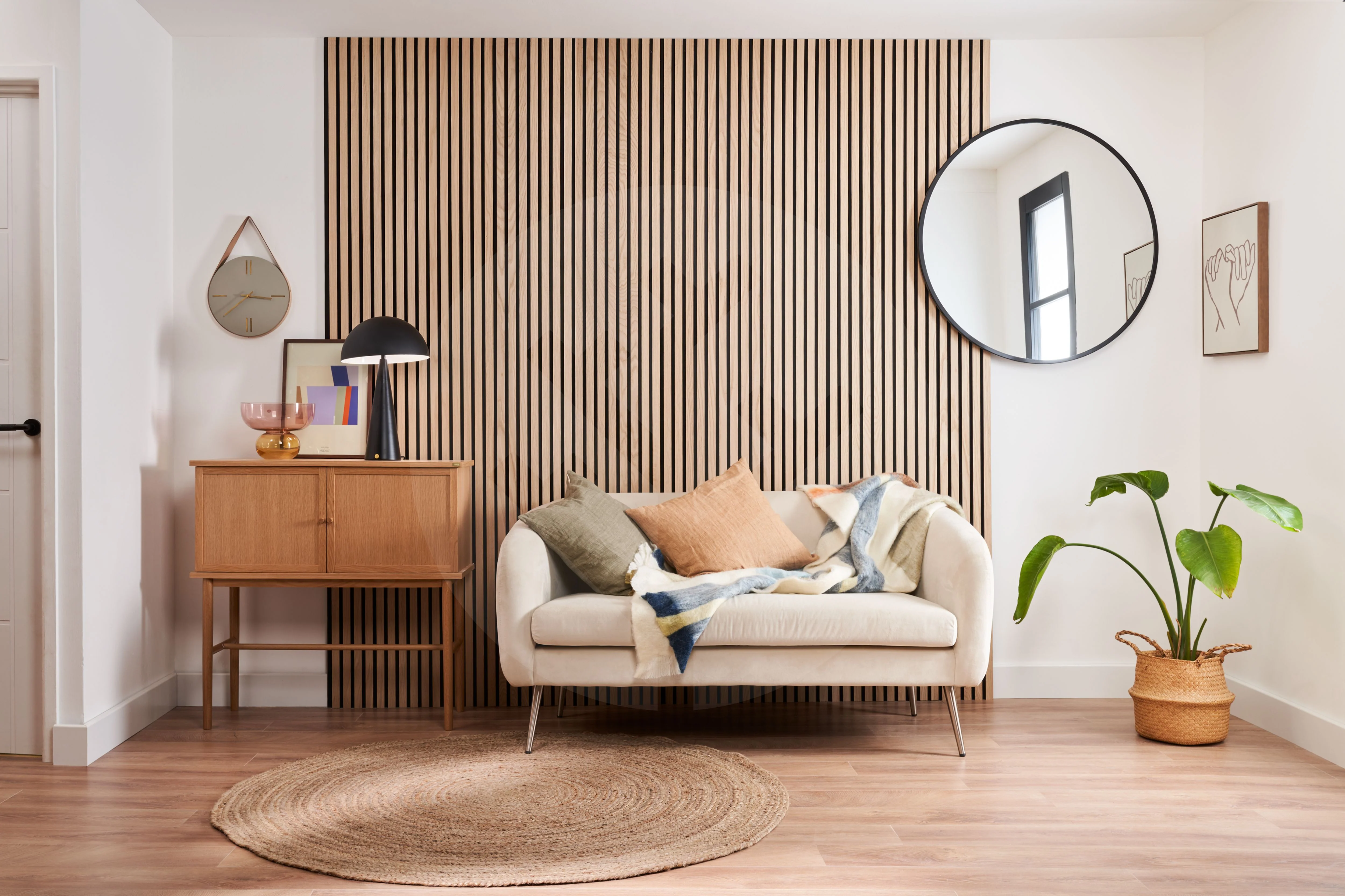 WVH® | The Industrial Round | Wall-Mountable Mirrors - Image 13