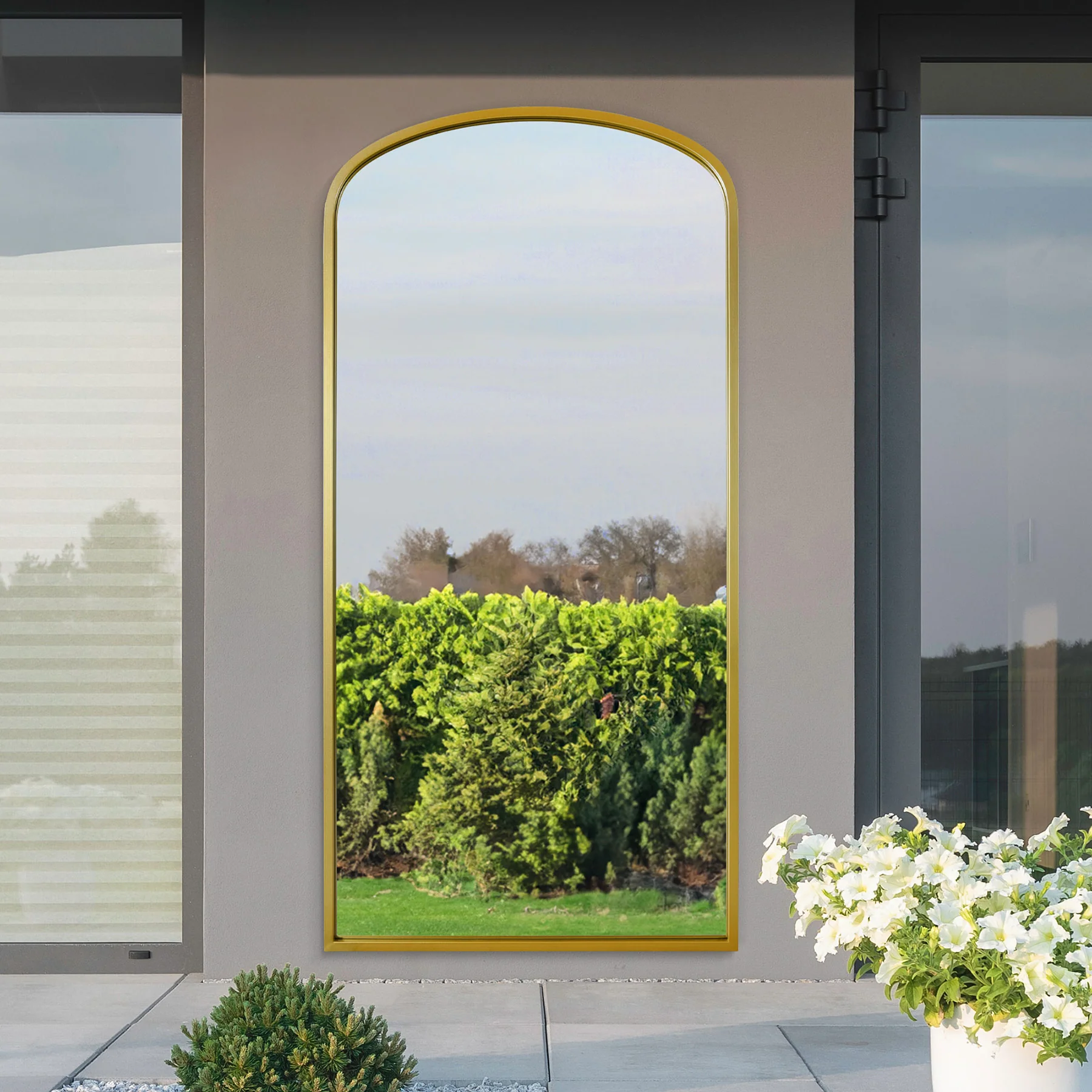WVH®| The Arch Wide | Metal Frame Leaner and Wall-Mountable Mirrors - Image 8